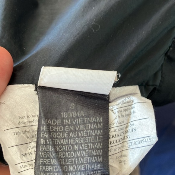 Marmot thigh-length down Parka - super warm w/ removable hood (700 fill) - Picture 6 of 6